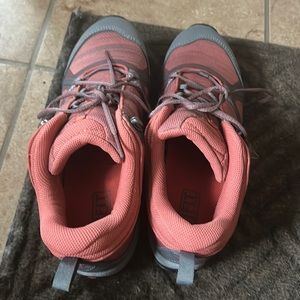 Oboz hiking shoes Size 10